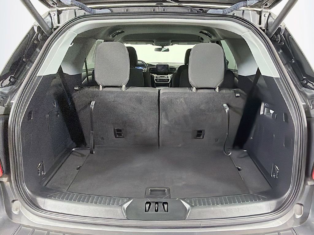 Used 2022 Ford Explorer XLT w/ Class IV Trailer Tow Package image 13