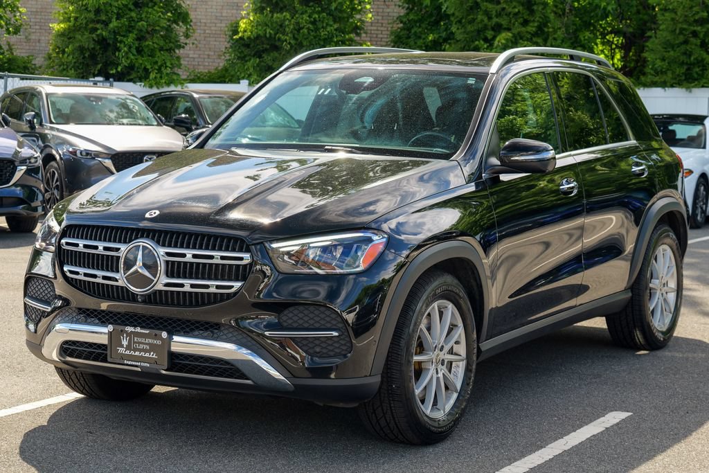 Used 2024 Mercedes-Benz GLE 450e 4MATIC image 3