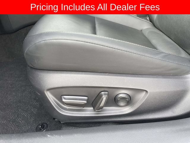 Certified 2023 Toyota Prius XLE FWD image 20