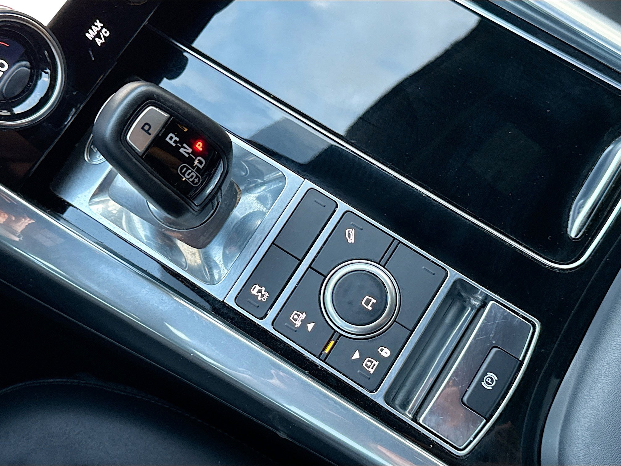 Used 2022 Land Rover Range Rover Sport HSE Silver Edition image 29