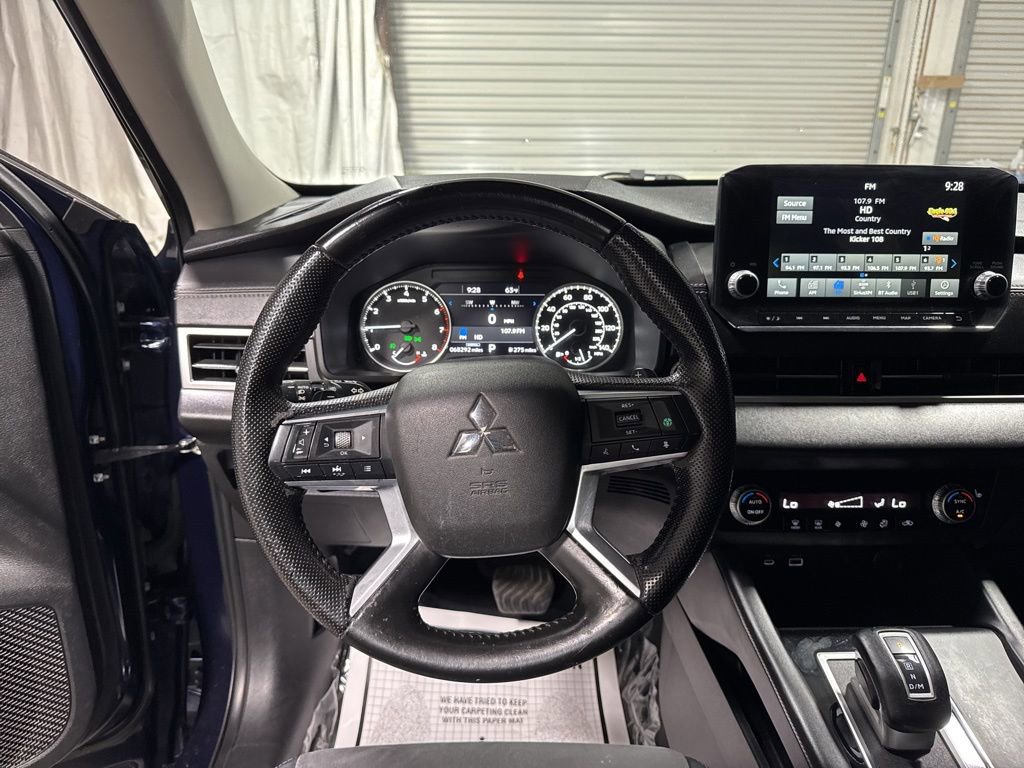 Used 2022 Mitsubishi Outlander SE image 20