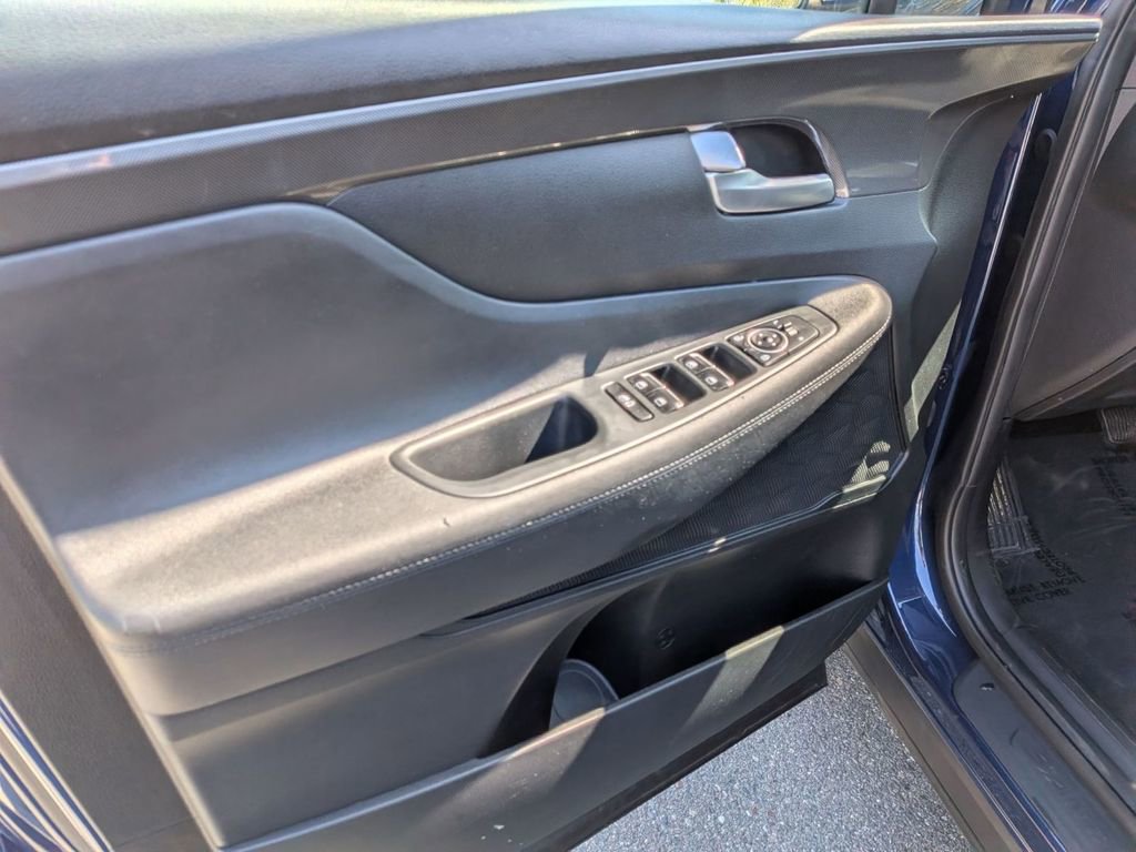 Certified 2023 Hyundai Santa Fe SE image 11