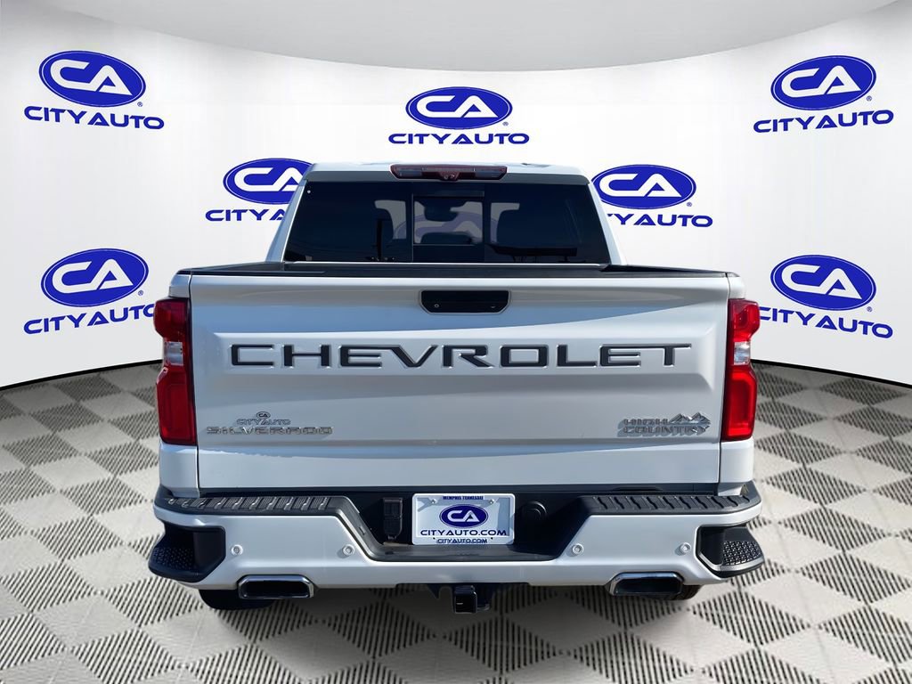 Used 2021 Chevrolet Silverado 1500 High Country w/ Technology Package image 4