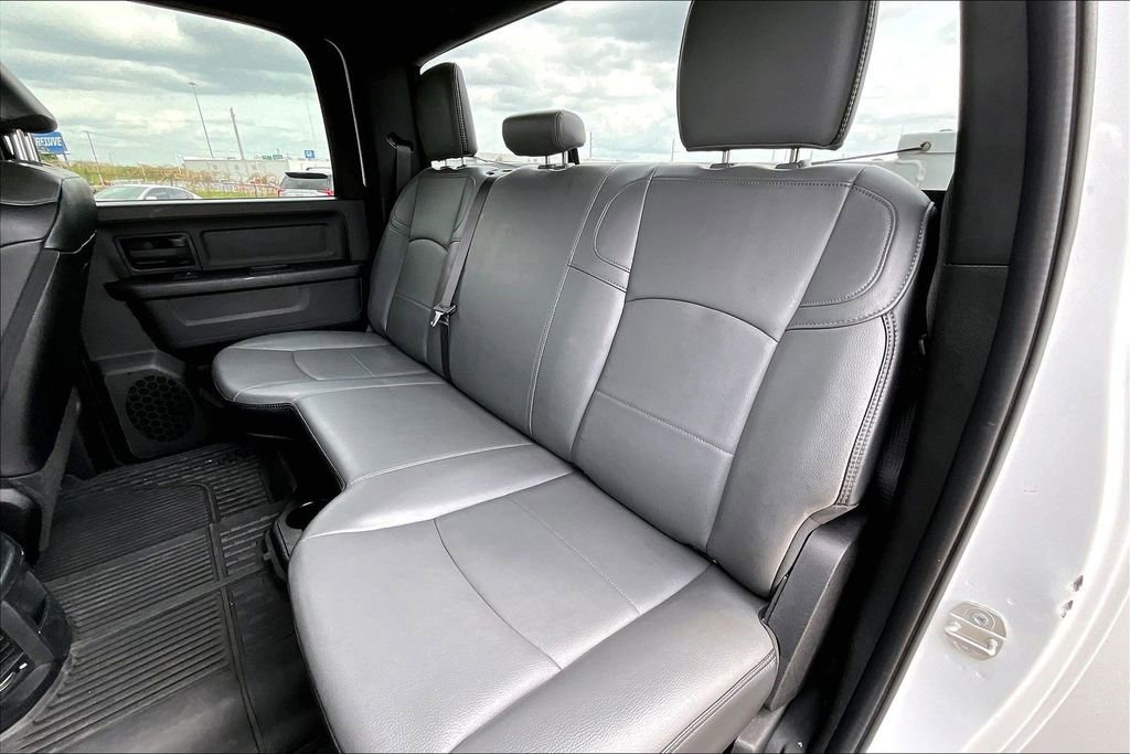 Used 2023 RAM 3500 Tradesman image 33