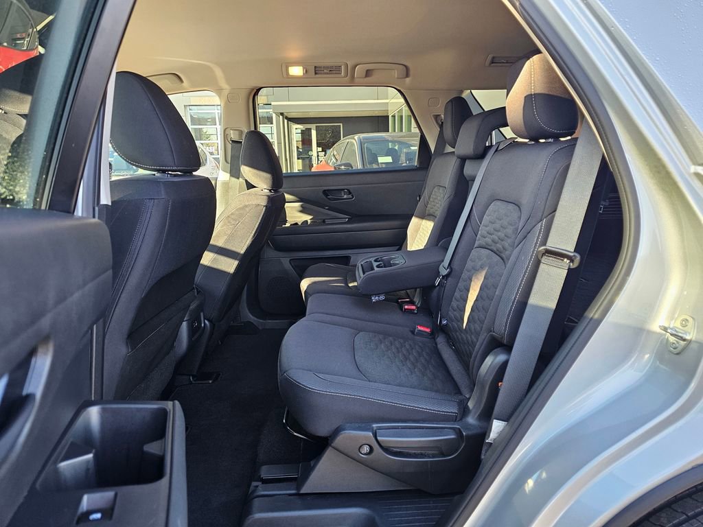 Certified 2024 Nissan Pathfinder SV AWD/4WD image 13