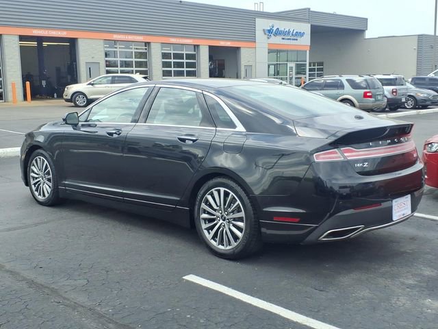 Used 2020 Lincoln MKZ FWD image 4