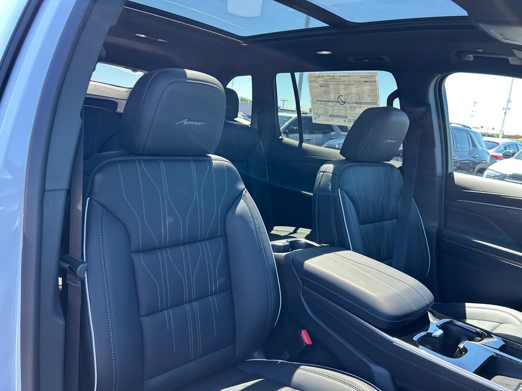 New 2026 Buick Enclave Avenir w/ Super Cruise Package AWD/4WD image 40