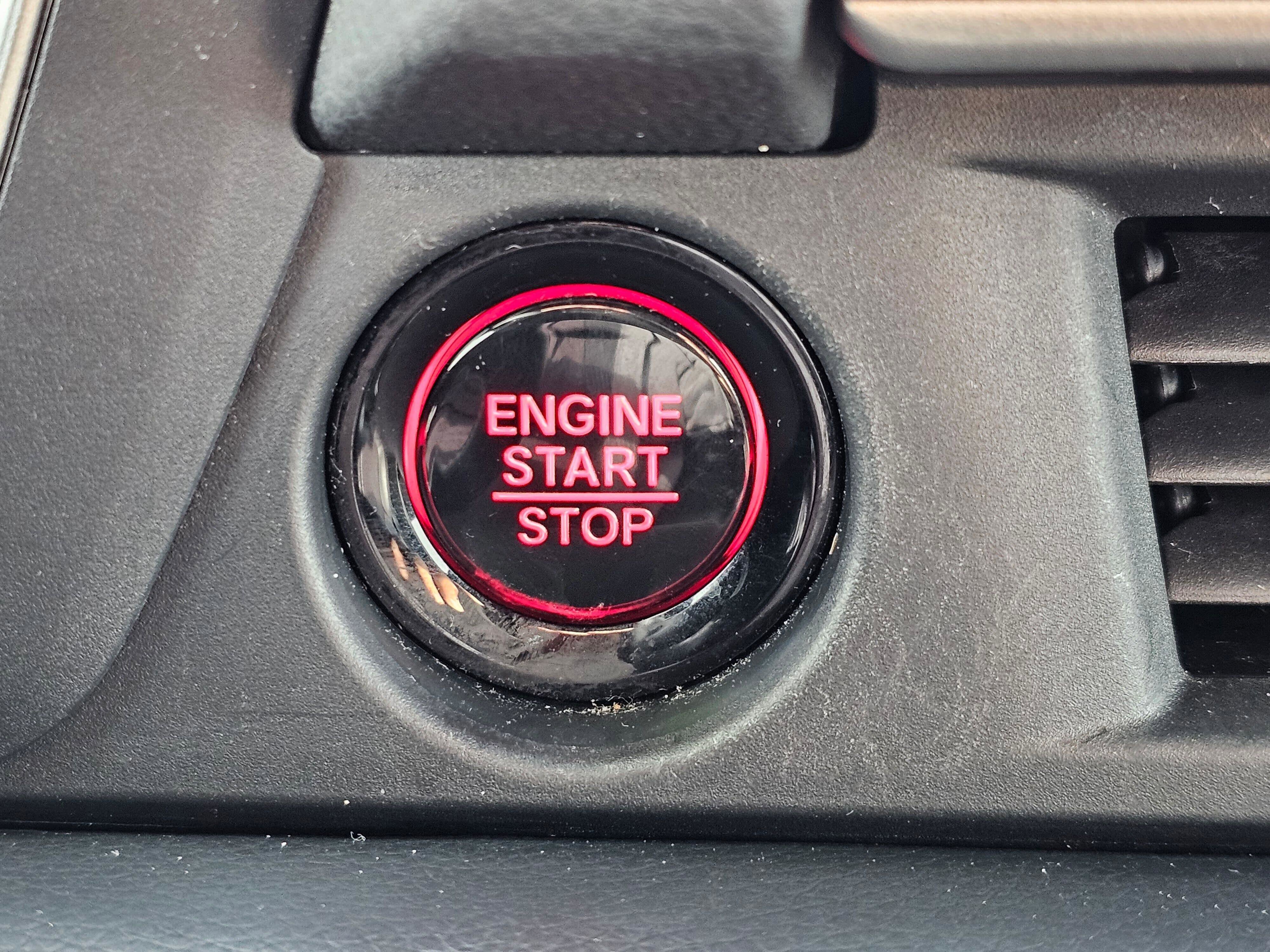 Used 2025 Honda Pilot Black Edition image 26