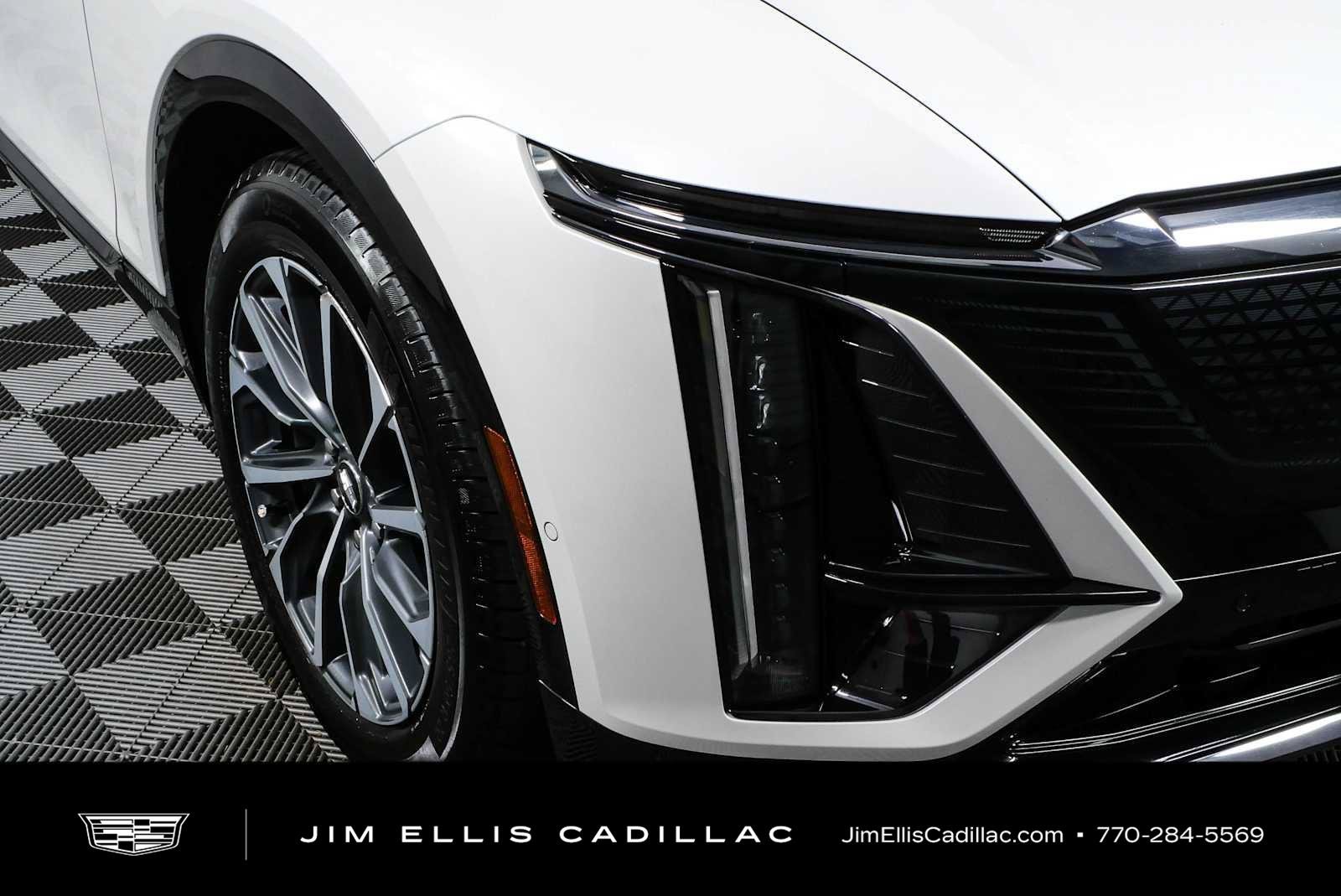Certified 2024 Cadillac Lyriq Sport RWD image 36