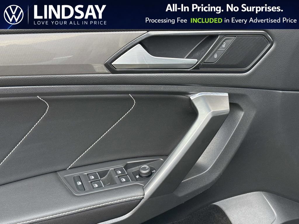 Used 2023 Volkswagen Tiguan SE AWD/4WD image 19