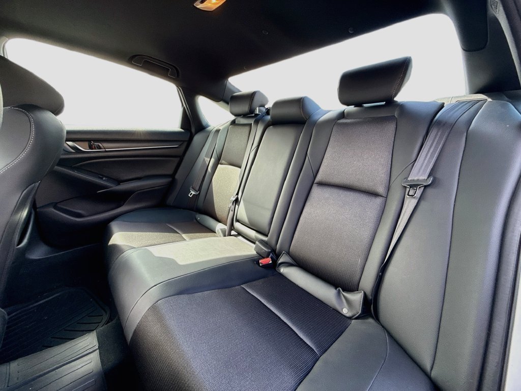 Used 2020 Honda Accord Sport image 28