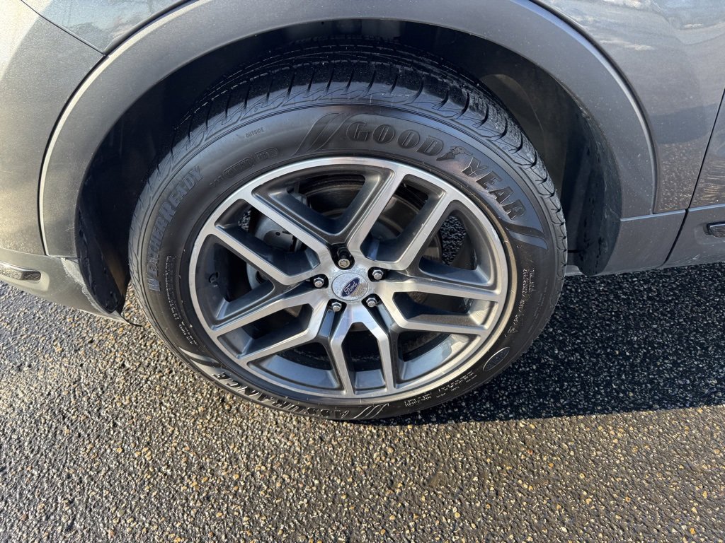 Certified 2019 Ford Explorer Sport w/ Equipment Group 401A image 11