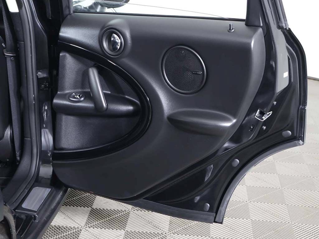 Used 2016 MINI Cooper Countryman FWD image 25