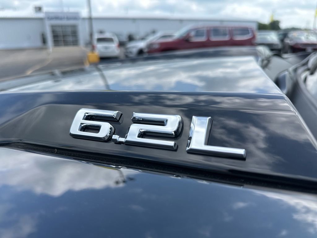 Used 2024 Chevrolet Silverado 1500 ZR2 w/ Technology Package image 25