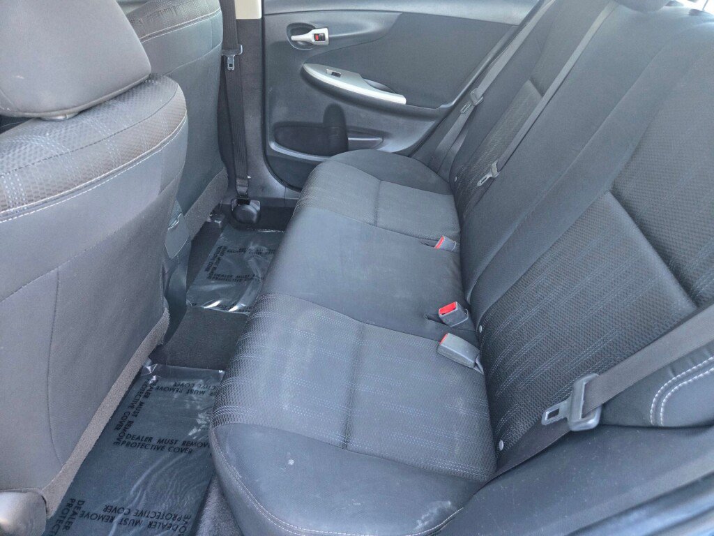 Used 2013 Toyota Corolla S FWD image 15