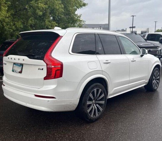 Used 2023 Volvo XC90 B6 Core w/ Climate Package AWD/4WD image 4