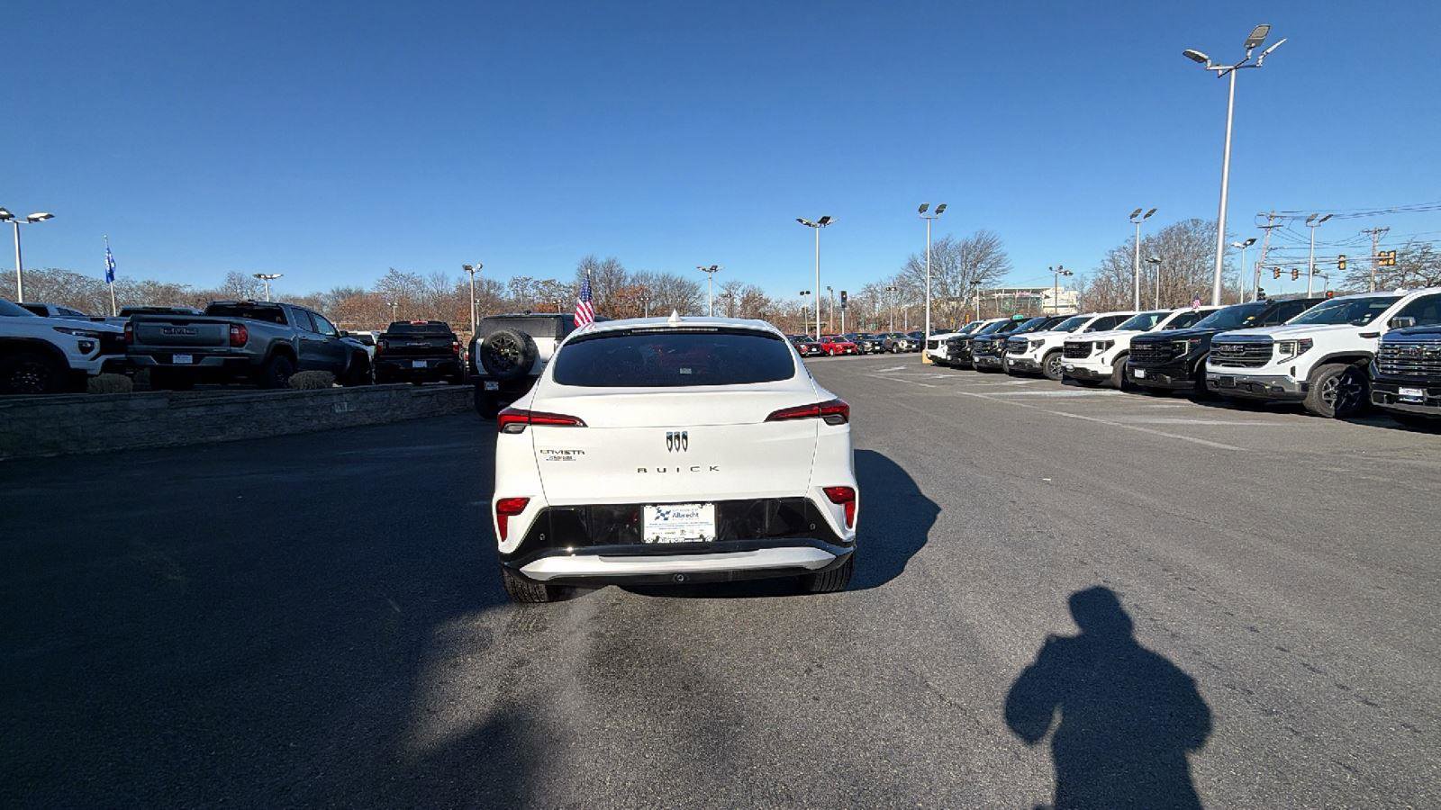 Used 2025 Buick Envista Sport Touring image 6