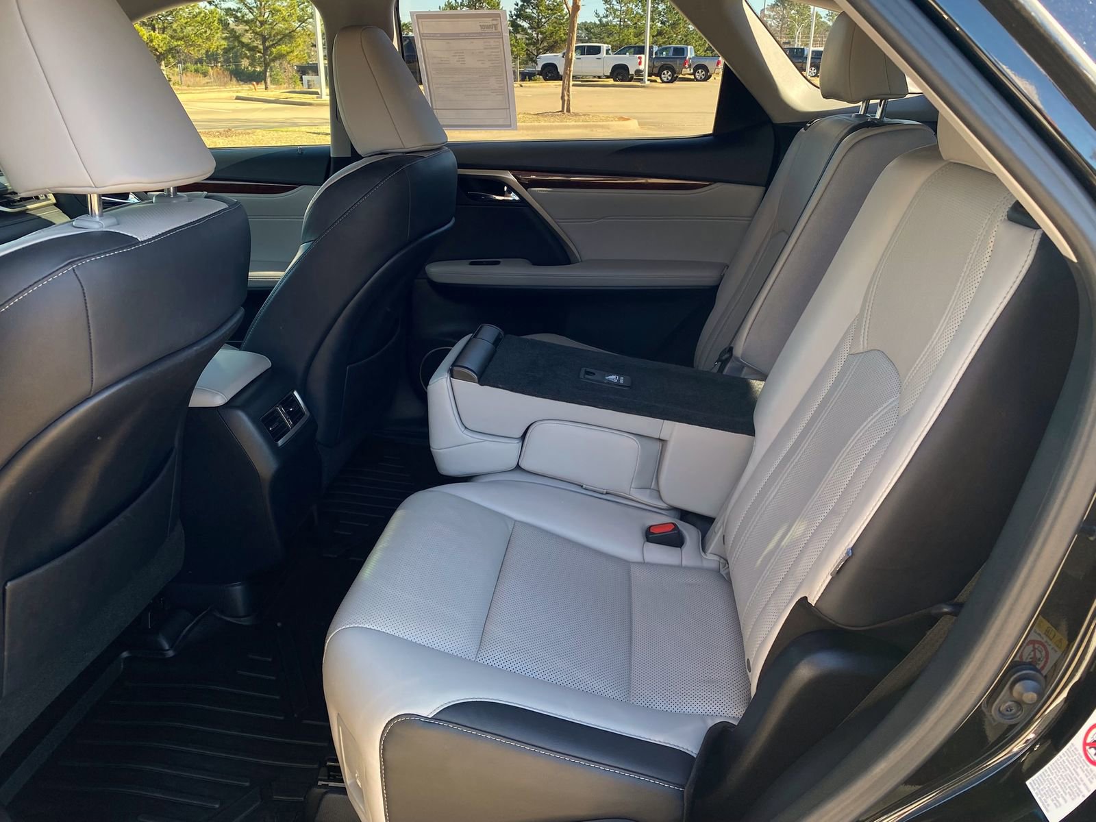 Used 2019 Lexus RX 350L FWD image 26