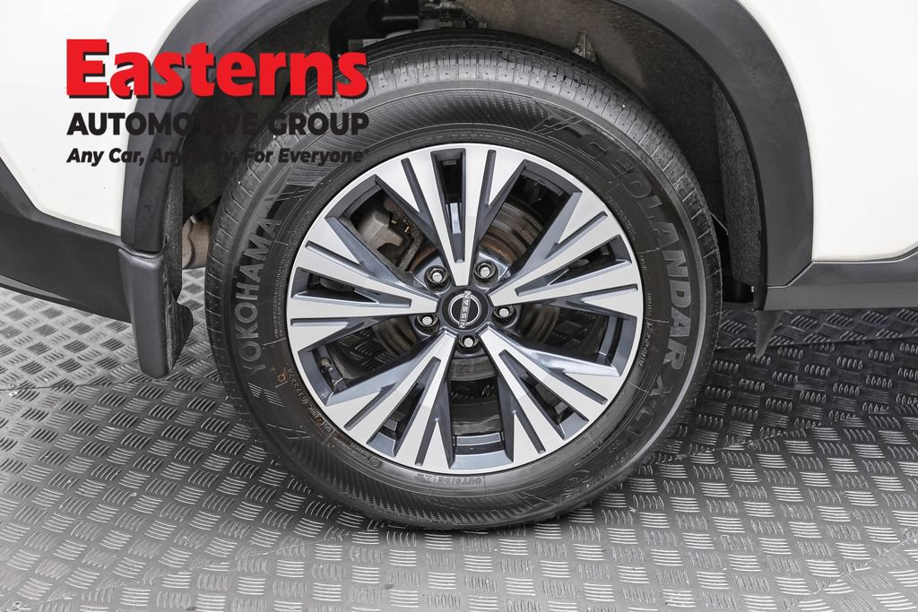 Used 2023 Nissan Rogue SV AWD/4WD image 31