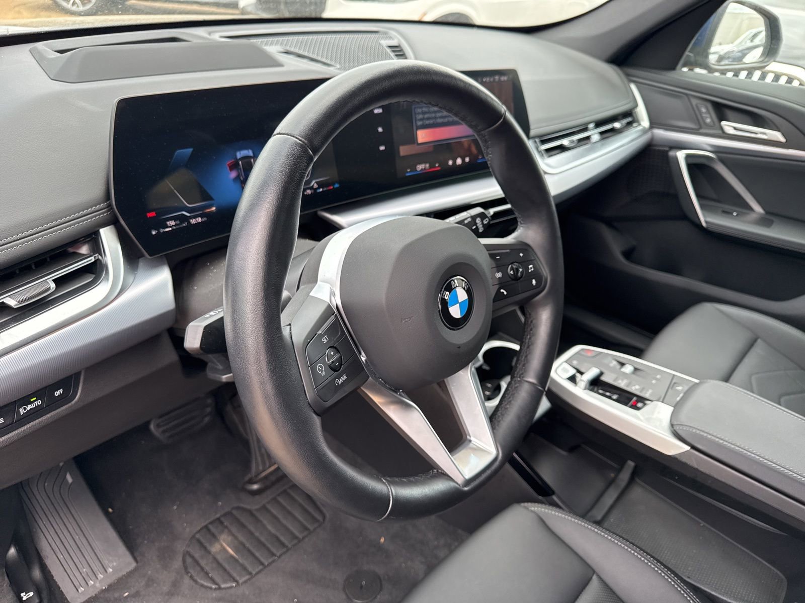 Certified 2025 BMW X1 xDrive28i AWD/4WD image 15