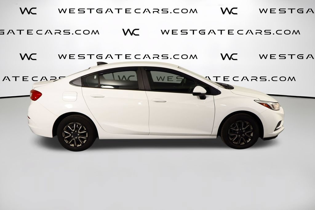 Used 2017 Chevrolet Cruze LS FWD image 40