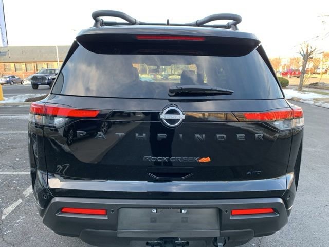 Used 2025 Nissan Pathfinder Rock Creek image 5