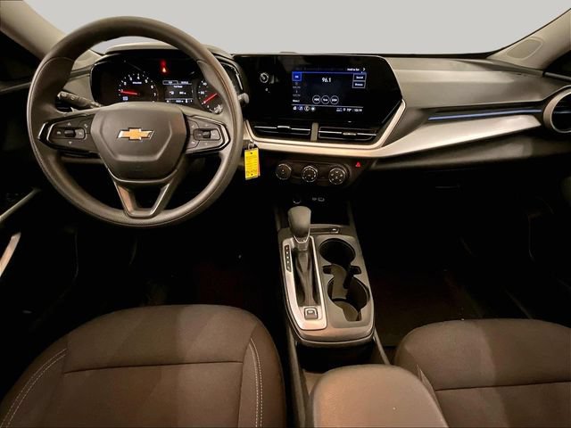 Used 2026 Chevrolet Trax LS FWD image 13