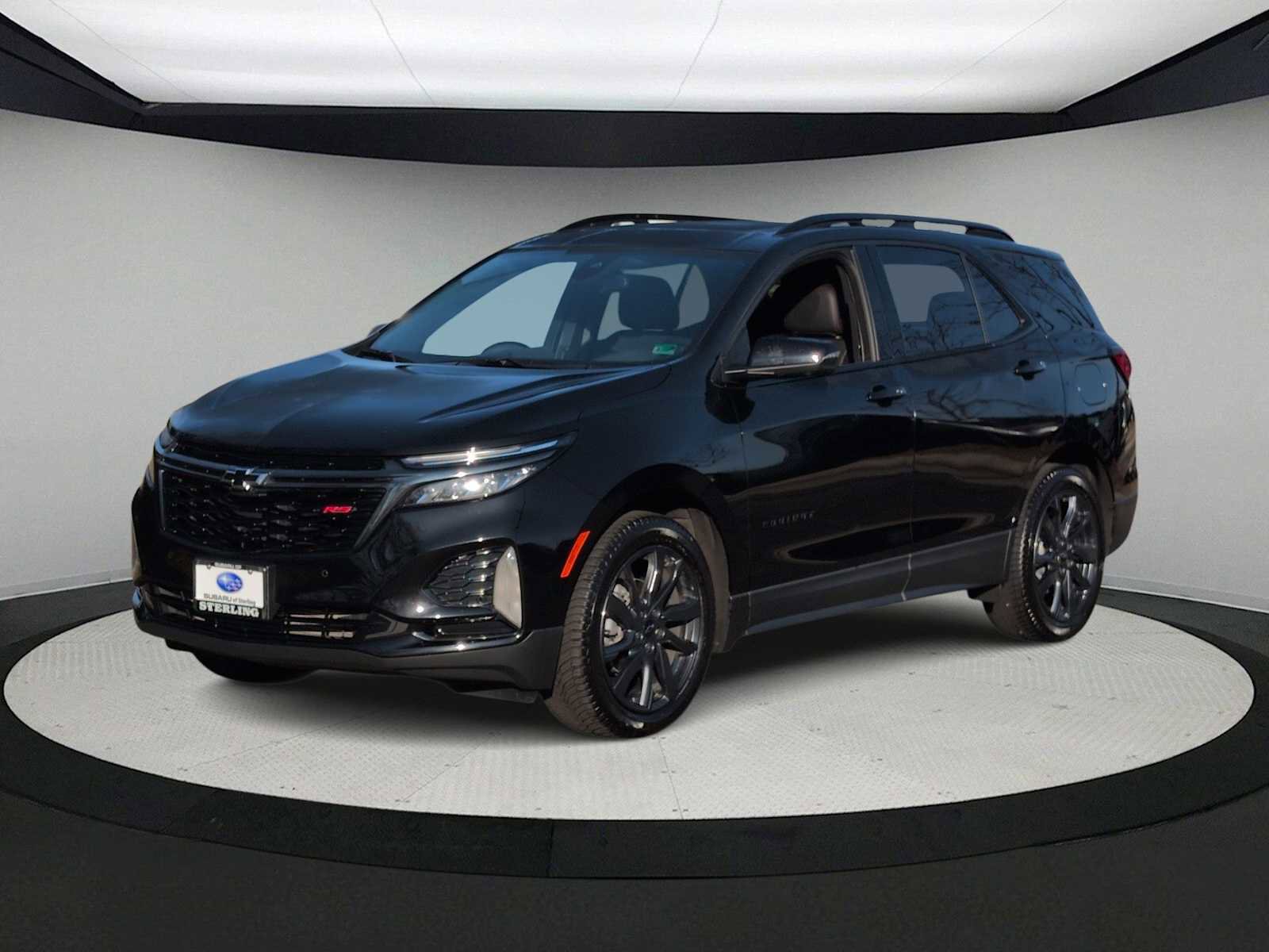 Used 2022 Chevrolet Equinox RS w/ RS Leather Package image 4