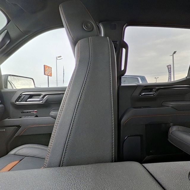Used 2025 GMC Sierra 1500 AT4 w/ Technology Package image 26