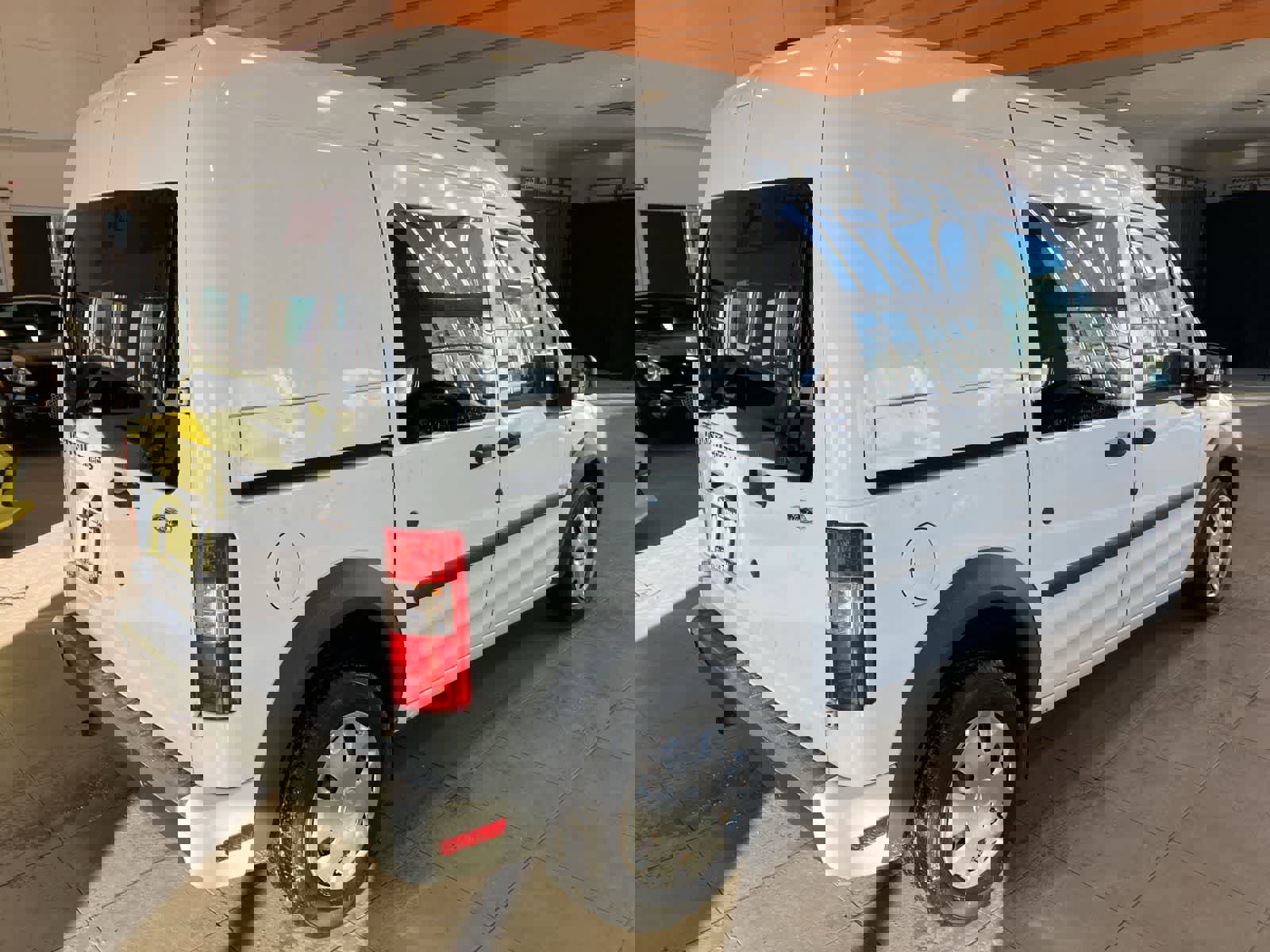 Used 2013 Ford Transit Connect XLT image 5