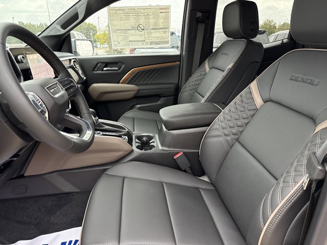 New 2026 GMC Canyon Denali image 5