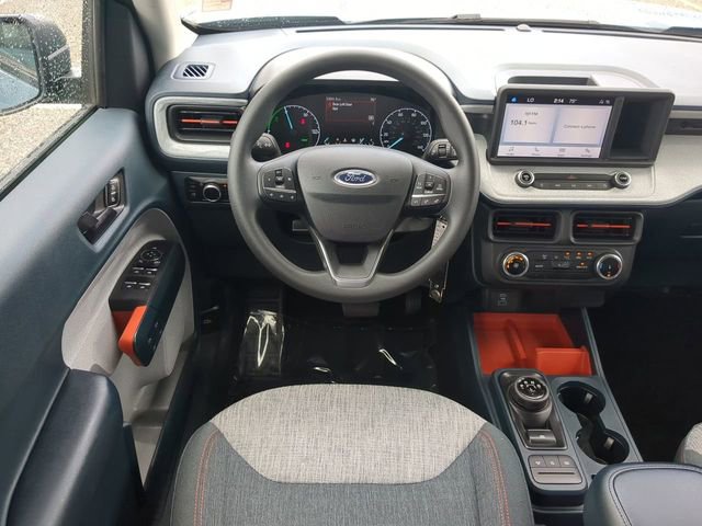 Used 2023 Ford Maverick XLT image 16