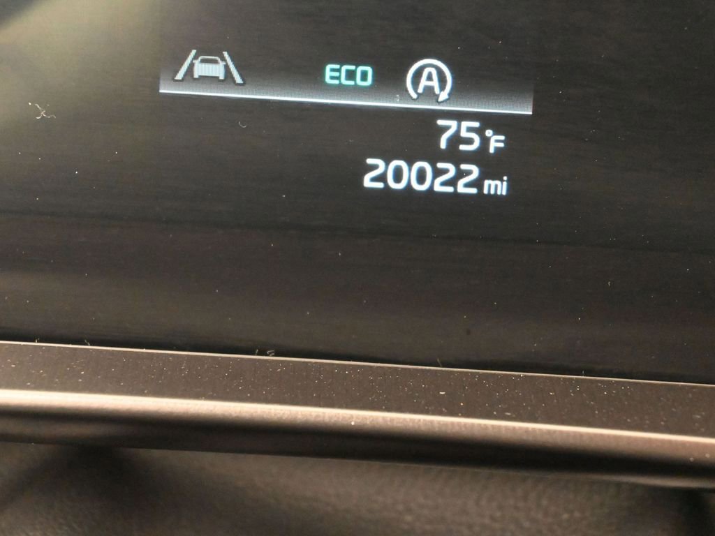 Used 2025 Kia Telluride LX FWD image 34