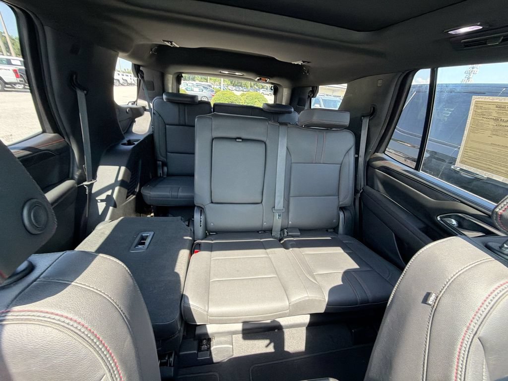 Used 2023 Chevrolet Tahoe RST w/ Luxury Package RWD image 14
