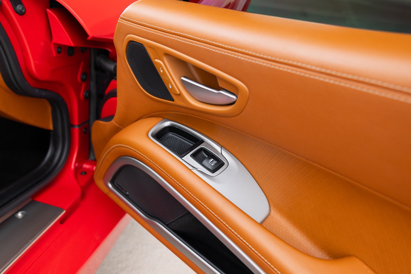 Used 2013 SRT Viper GTS w/ GTS Laguna Interior Pkg RWD image 53