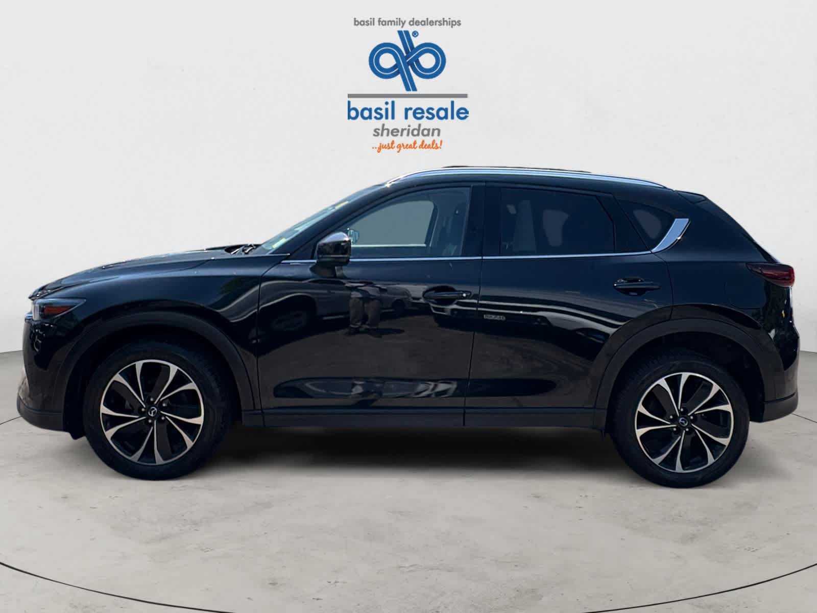 Used 2022 MAZDA CX-5 AWD 2.5 S w/ Premium Package image 3