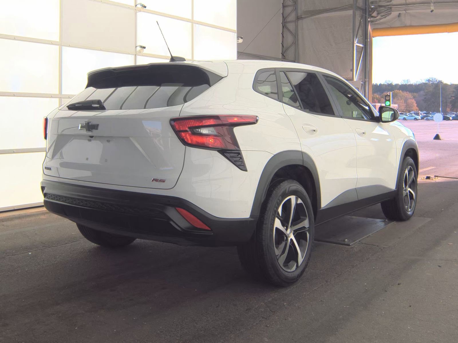 Used 2024 Chevrolet Trax RS w/ Driver Confidence Package image 6