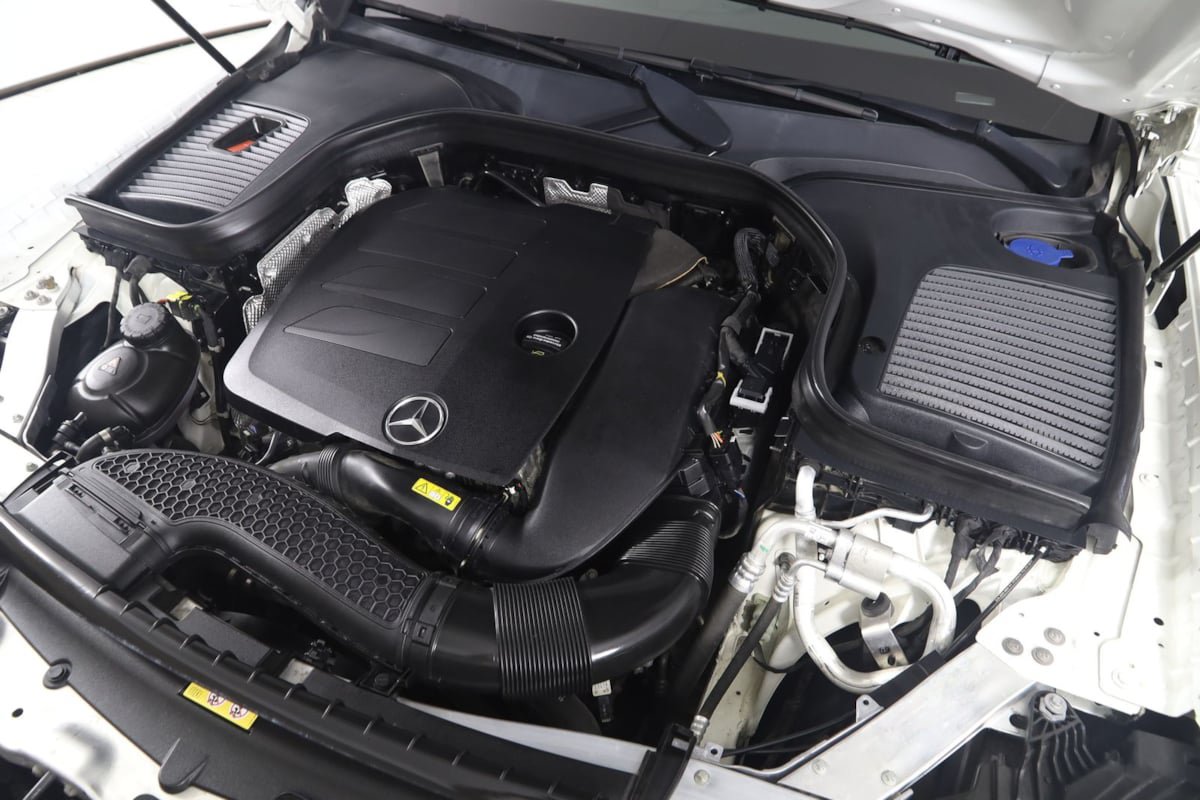 Used 2021 Mercedes-Benz GLC 300 4MATIC image 19