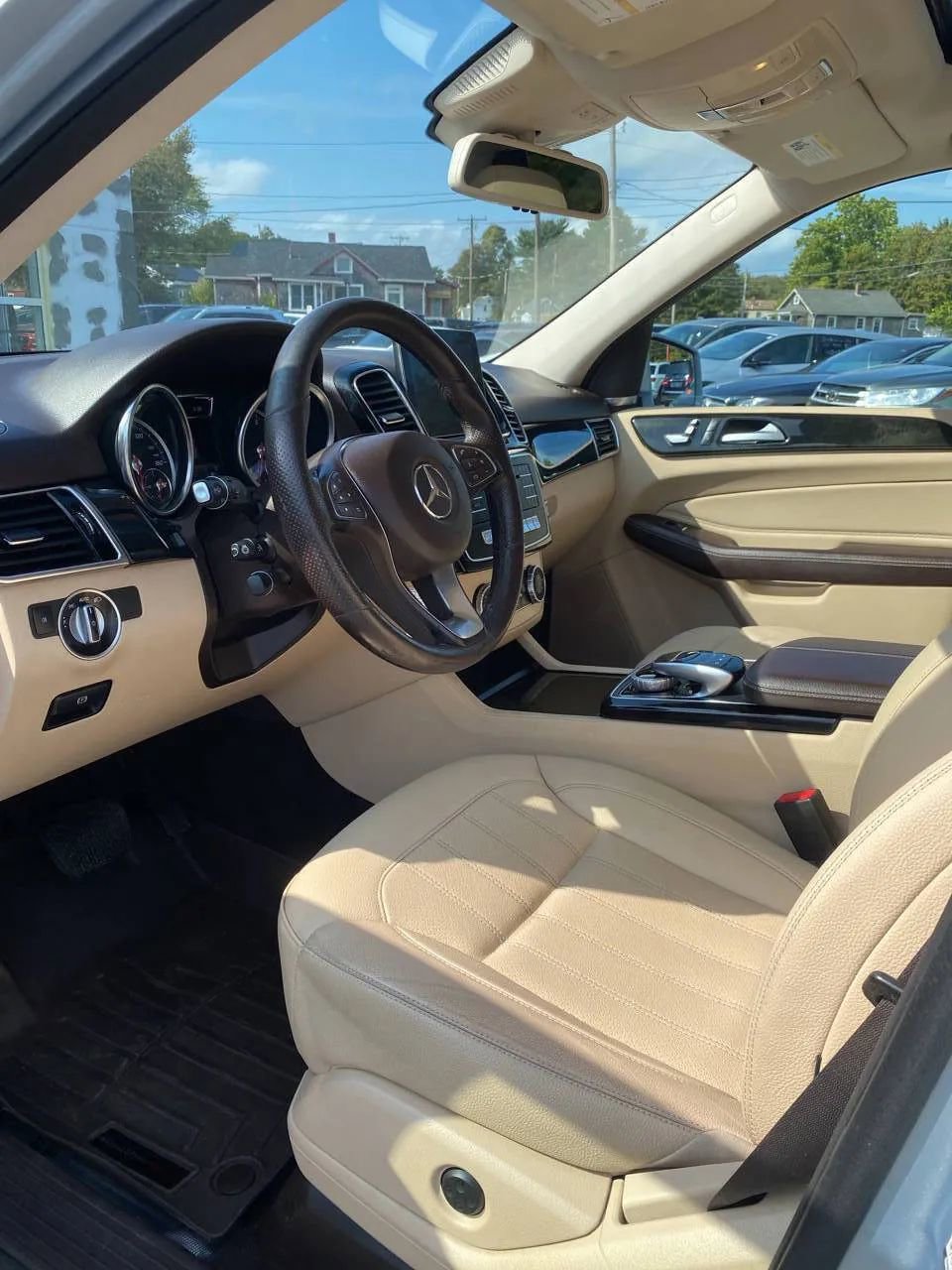 Used 2017 Mercedes-Benz GLE 350 4MATIC image 12