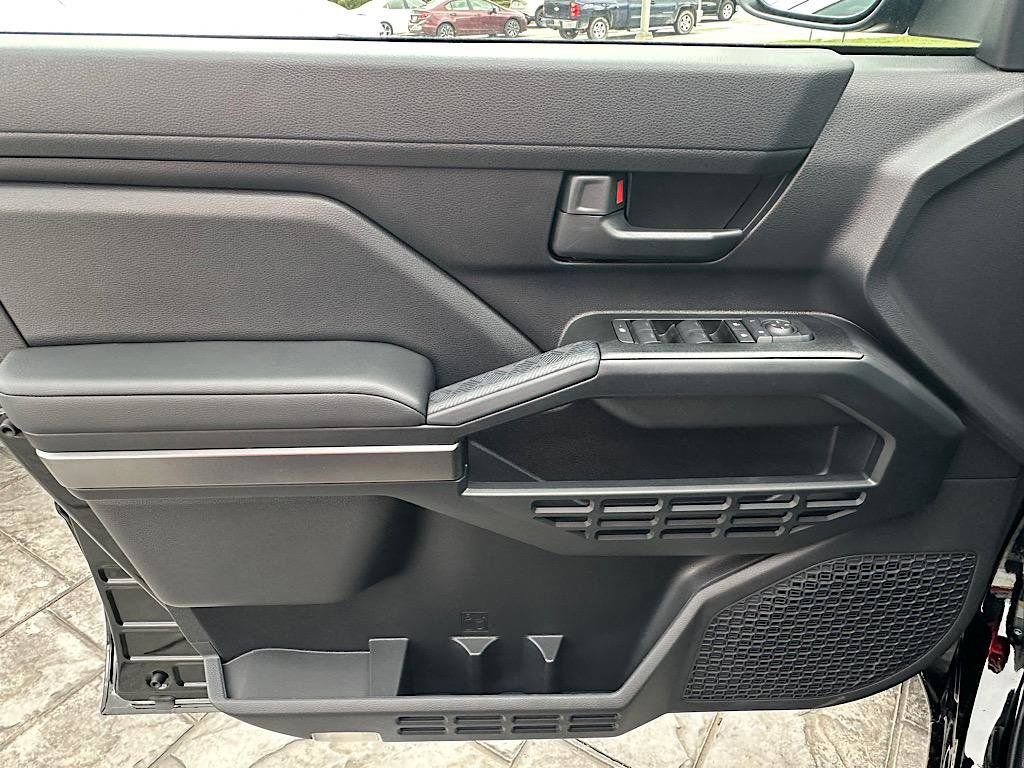 New 2026 Toyota 4Runner SR5 image 10