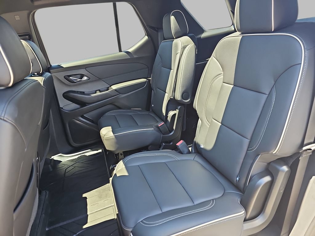 Certified 2023 Chevrolet Traverse Premier w/ LPO, Floor Liner Package AWD/4WD image 19