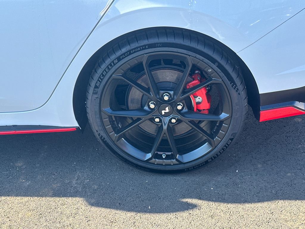 New 2025 Hyundai Elantra N image 19