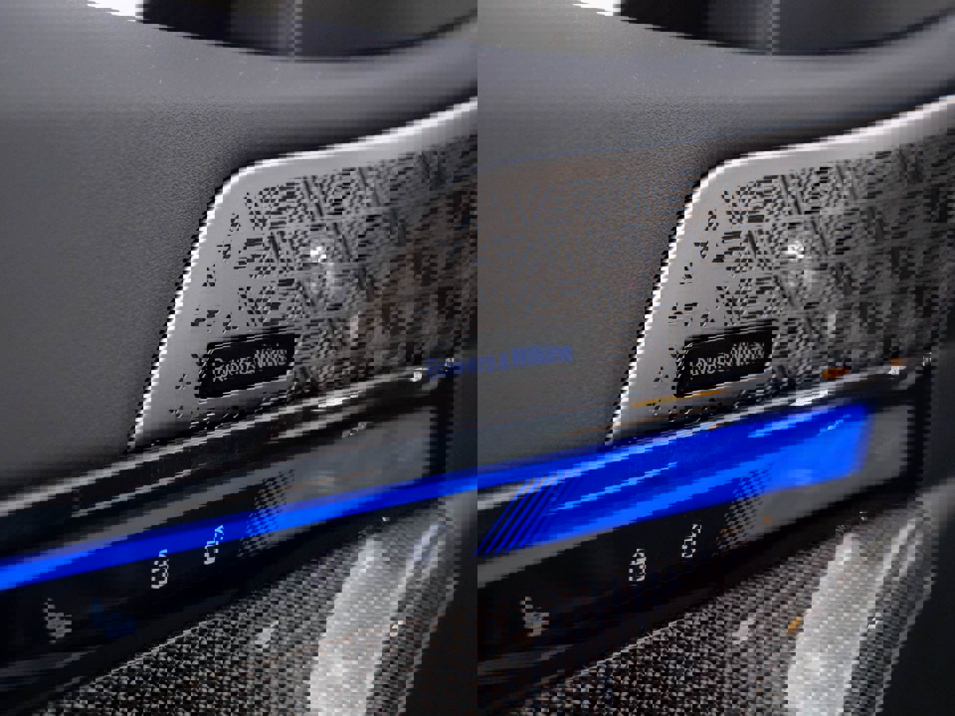 New 2026 BMW M5 w/ Carbon Package image 15