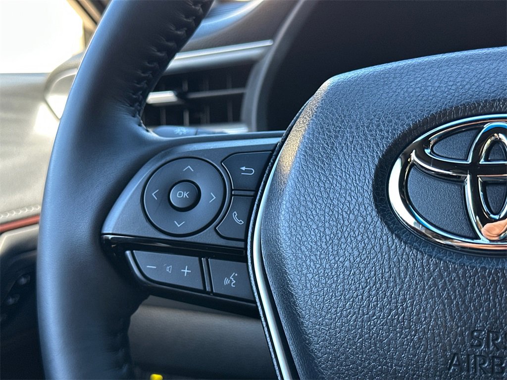 Used 2024 Toyota Venza Limited image 22