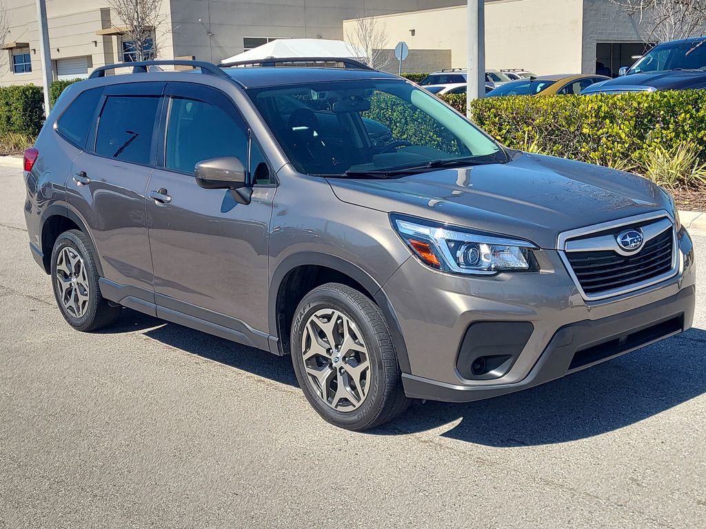 Used 2020 Subaru Forester Premium image 3