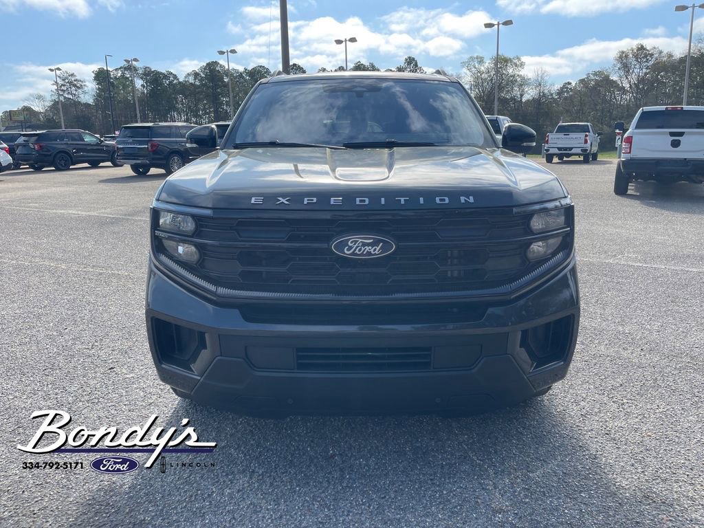 Used 2025 Ford Expedition Max Active image 2