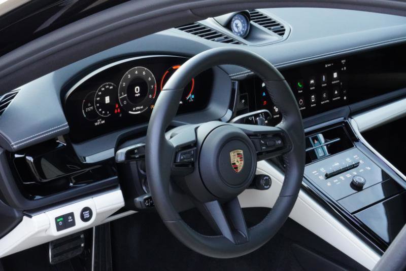 Used 2024 Porsche Panamera 4 AWD/4WD image 18