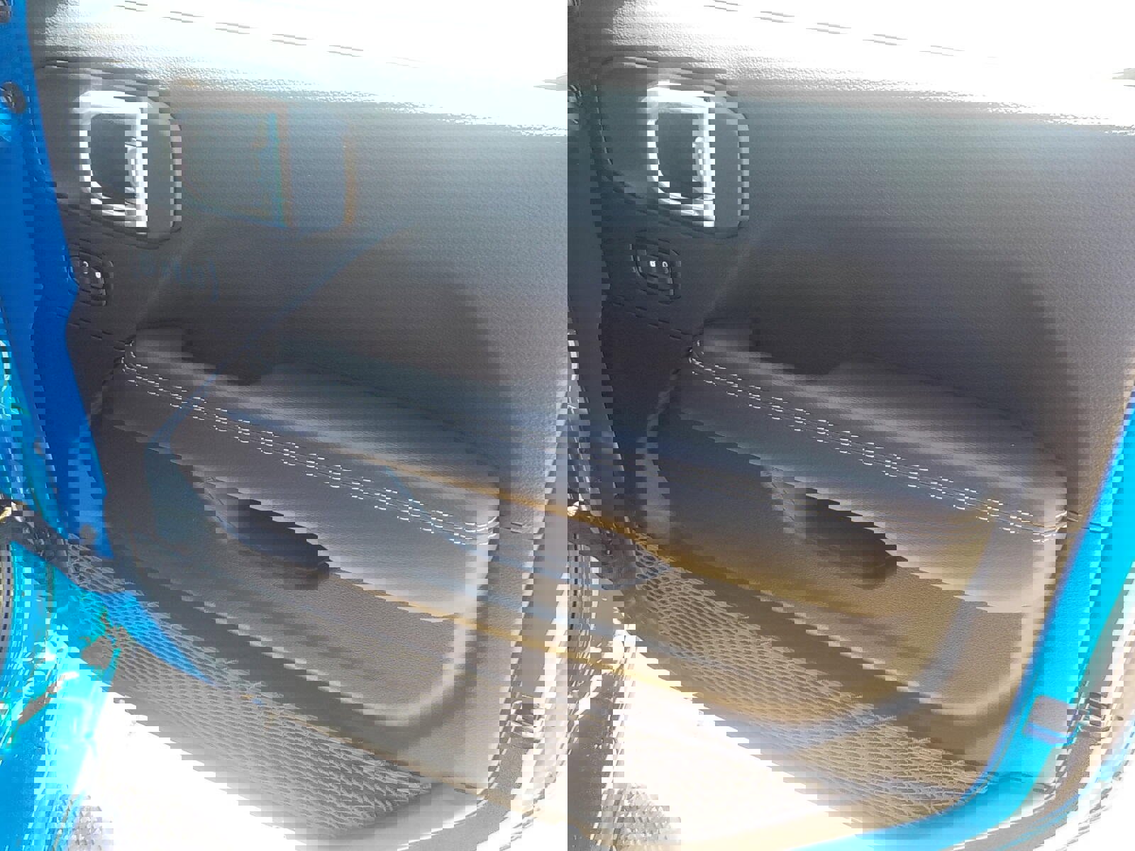 Used 2023 Jeep Gladiator Overland w/ Popular Equipment Package AWD/4WD image 15