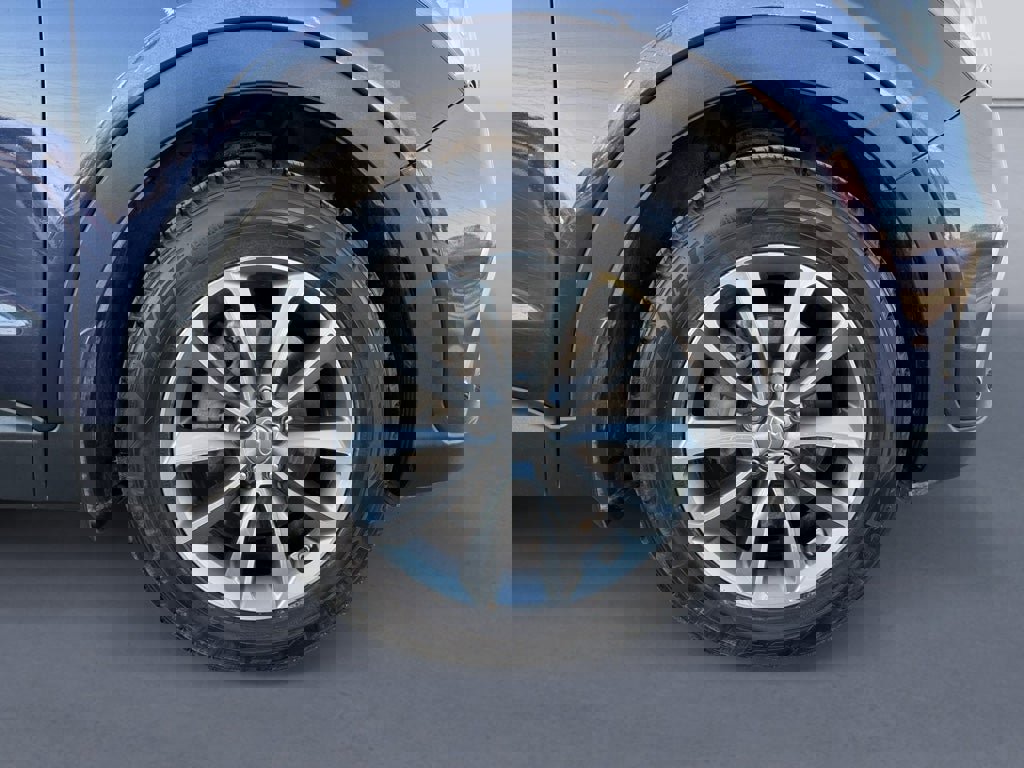 Used 2018 Hyundai Santa Fe SE image 7