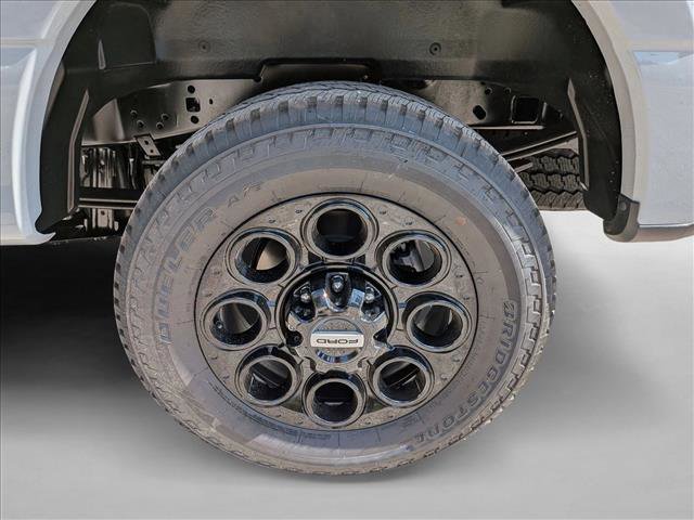 New 2026 Ford F250 Lariat w/ Black Appearance Package image 9